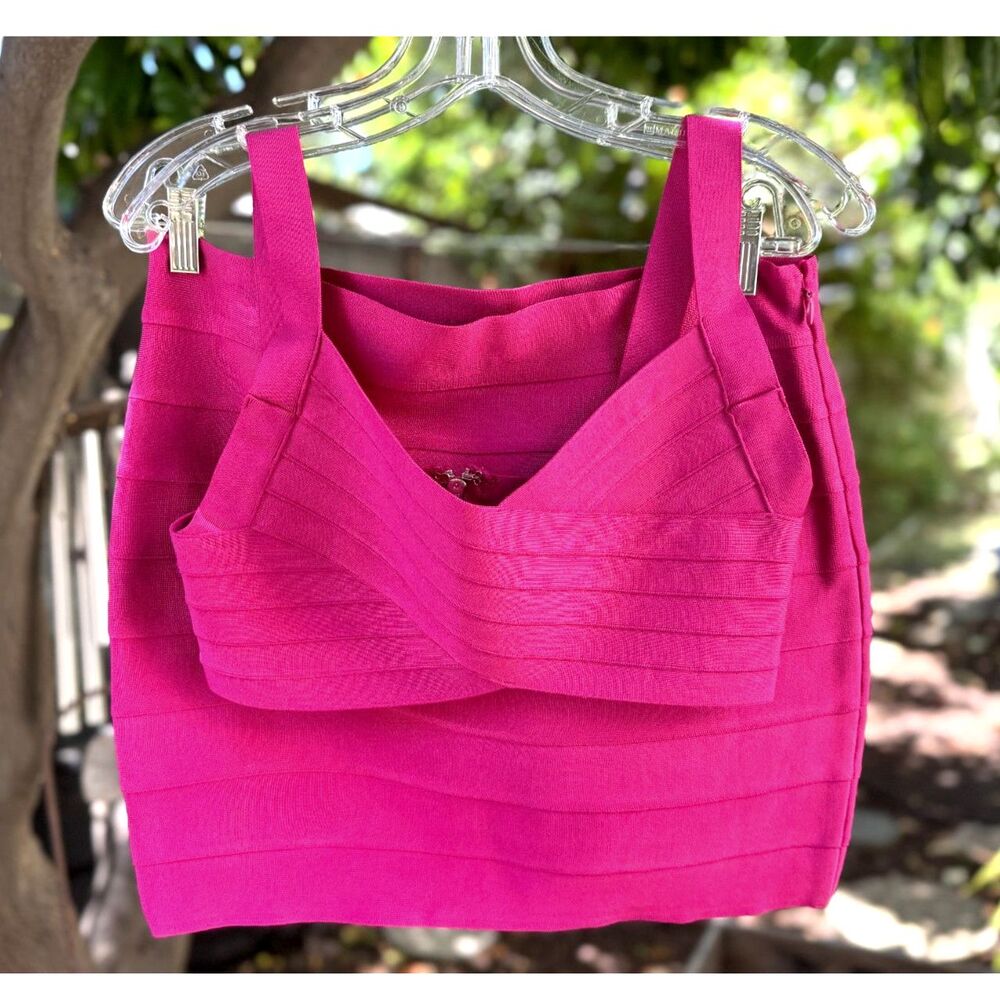 NWOT Hervé Léger x Forever 21 Electric Pink Fitted Bandage Mini Skirt Size XXL